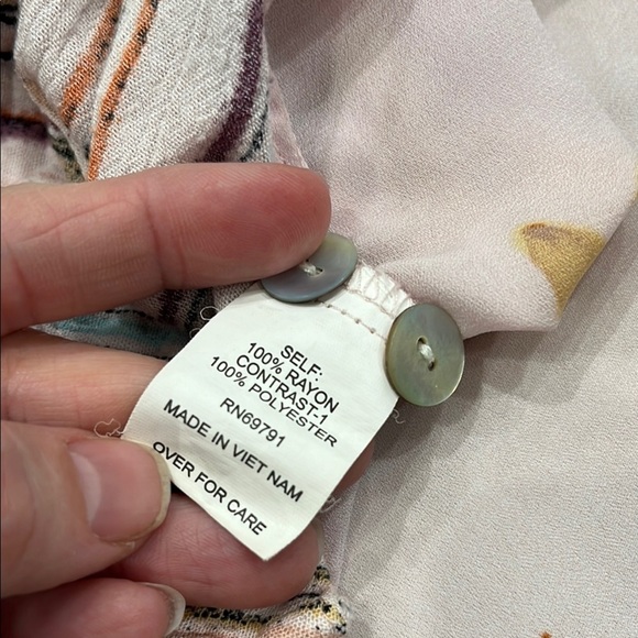 Anthropologie | Fig & Flower Blouse | Pink Stripes‎ & Floral | Size Small - Picture 4 of 12